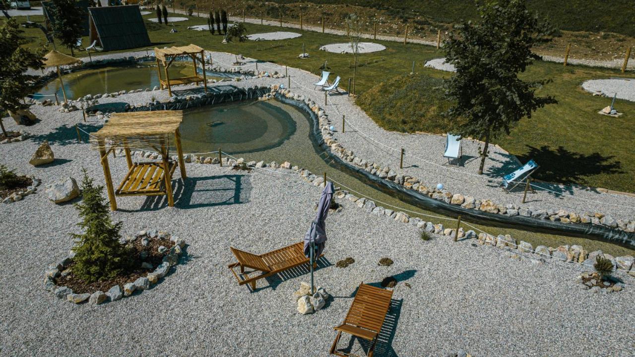 Camp Garden Park-Pitches And Tents Radovljica Extérieur photo