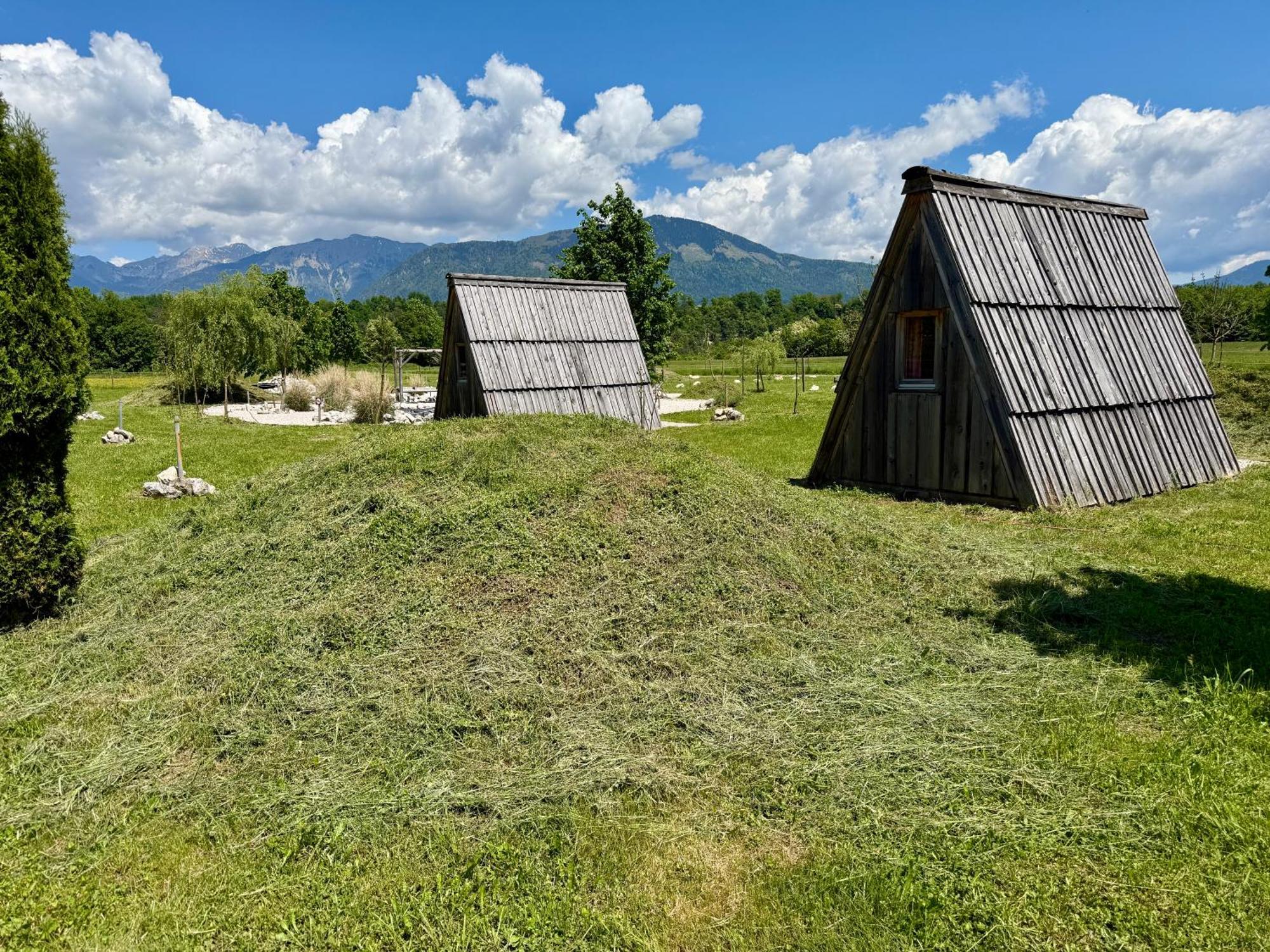 Camp Garden Park-Pitches And Tents Radovljica Extérieur photo